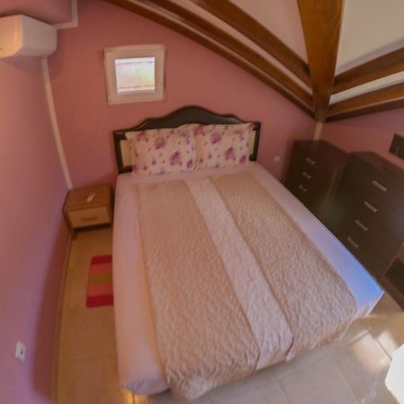 Porto Del Sole Apartments Tivat Eksteriør billede