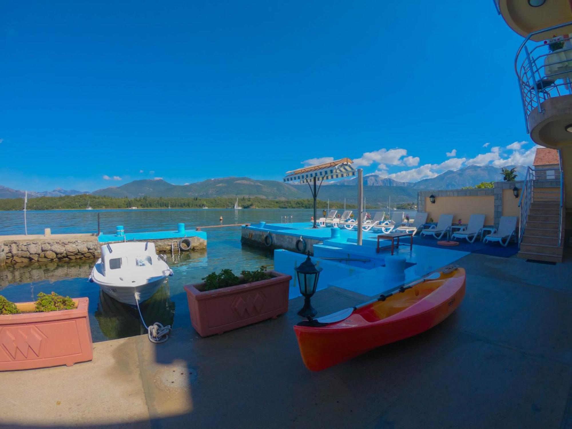 Porto Del Sole Apartments Tivat Eksteriør billede